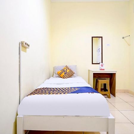 Radio Backpacker Guesthouse Syariah Bandung Ngoại thất bức ảnh