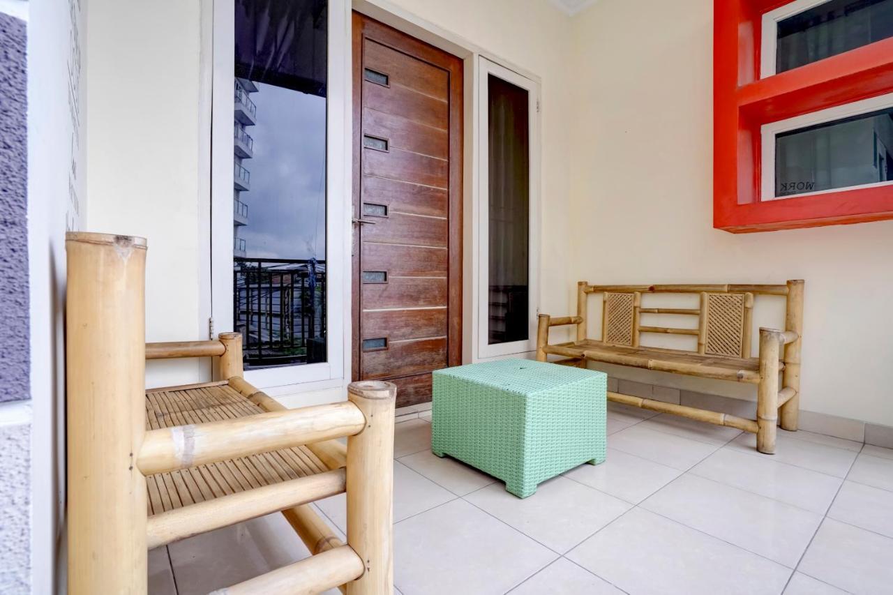 Radio Backpacker Guesthouse Syariah Bandung Ngoại thất bức ảnh