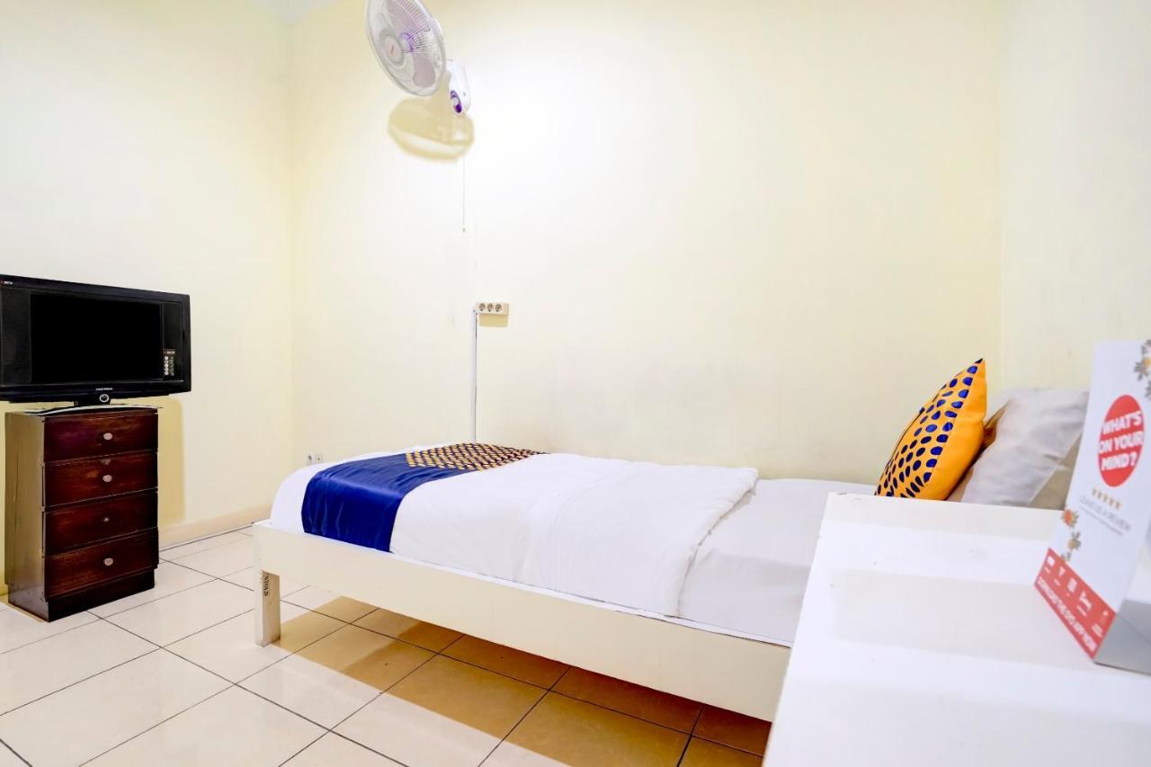 Radio Backpacker Guesthouse Syariah Bandung Ngoại thất bức ảnh
