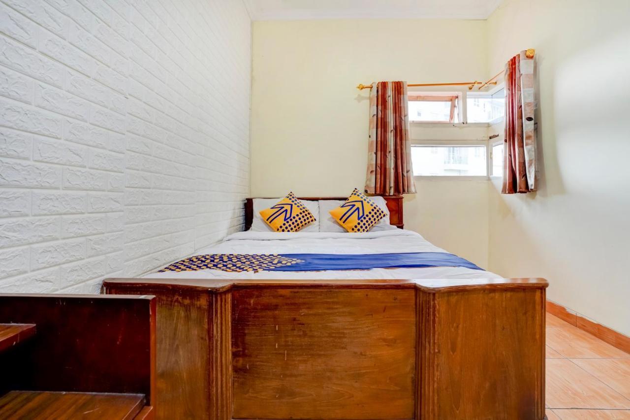 Radio Backpacker Guesthouse Syariah Bandung Ngoại thất bức ảnh