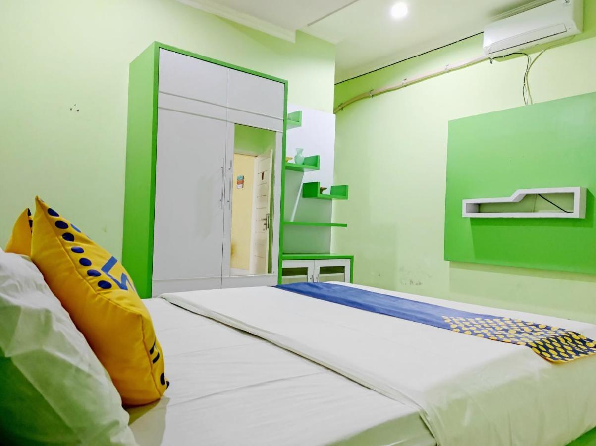 Radio Backpacker Guesthouse Syariah Bandung Ngoại thất bức ảnh
