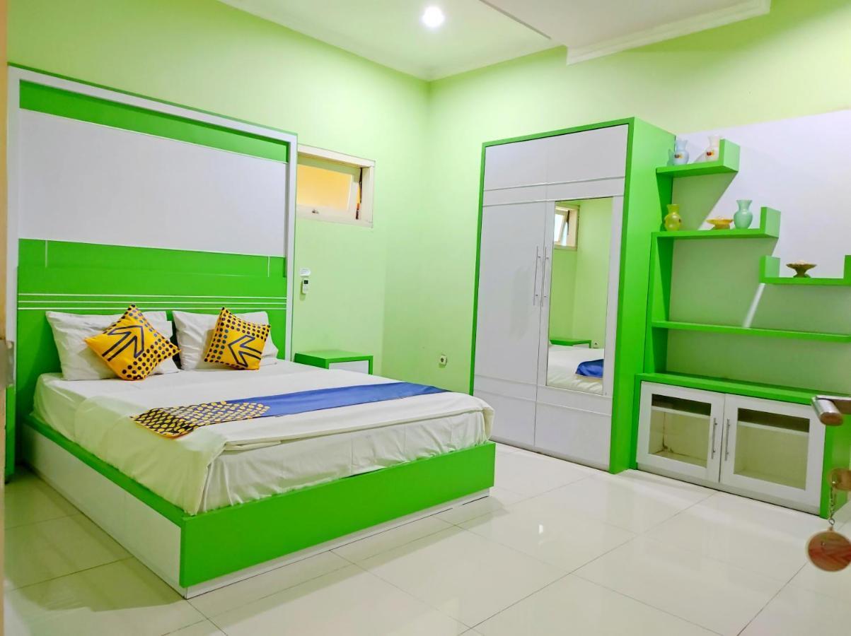 Radio Backpacker Guesthouse Syariah Bandung Ngoại thất bức ảnh